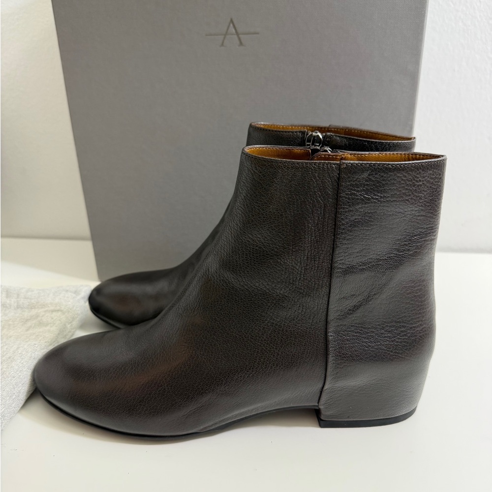 Aquatalia Uri Dolomite Ankle Boots - Picture 6 of 10